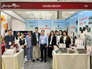 Khoa Chăm sóc sắc đẹp đổ bộ gian hàng tại Triển lãm Beautycare Expo 2025